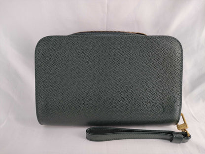 LOUIS VUITTON Taiga Brand Bag Other Bags Louis Vuitton Second Bag