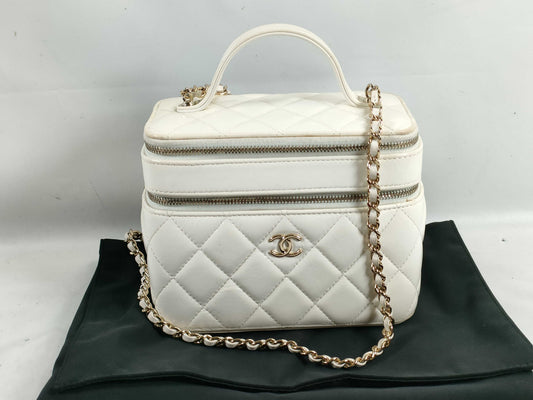 CHANEL Vanity Chain AP2917 Random Mirror Shoulder Bag