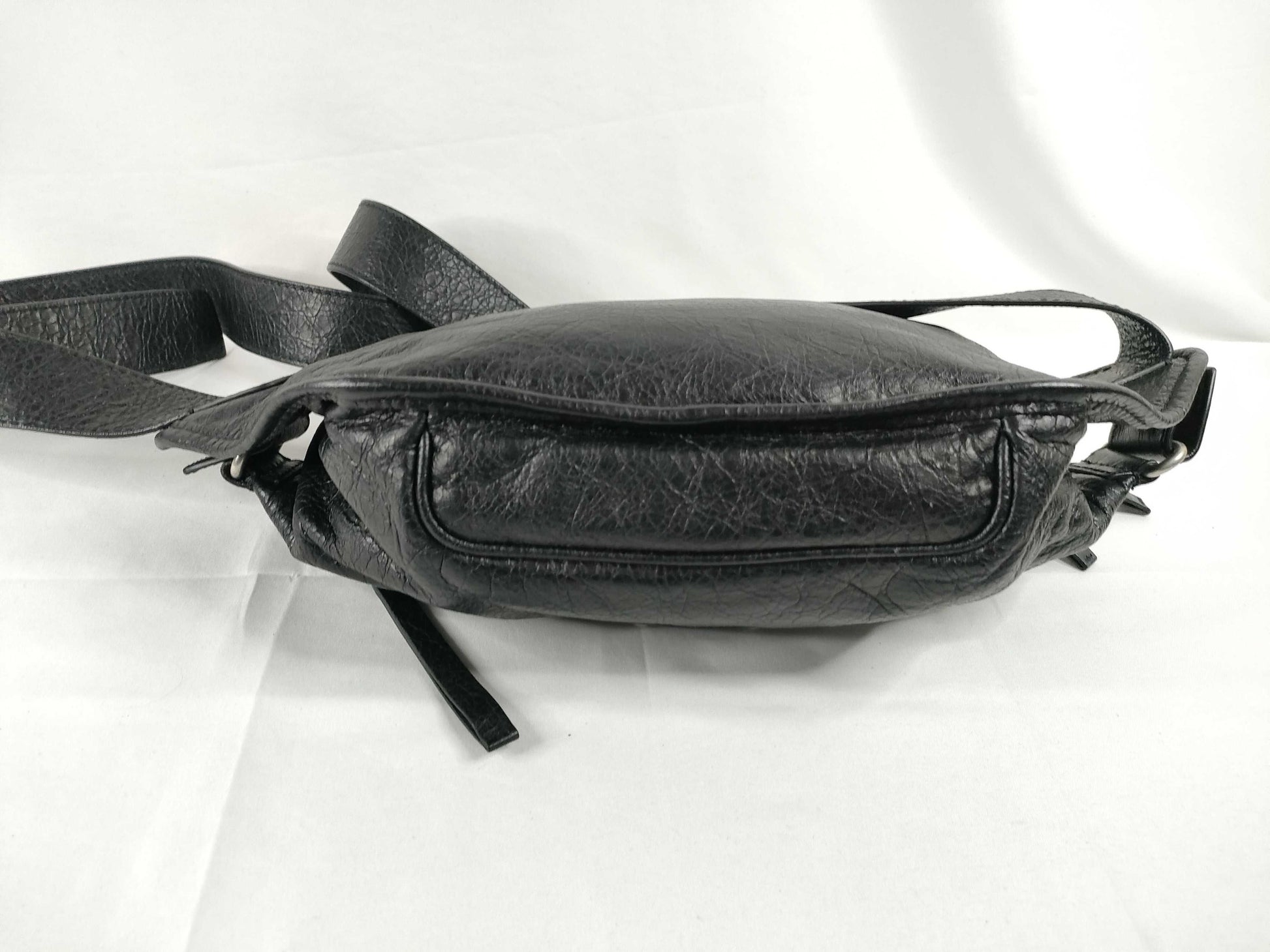 BALENCIAGA City Body Bag Bag