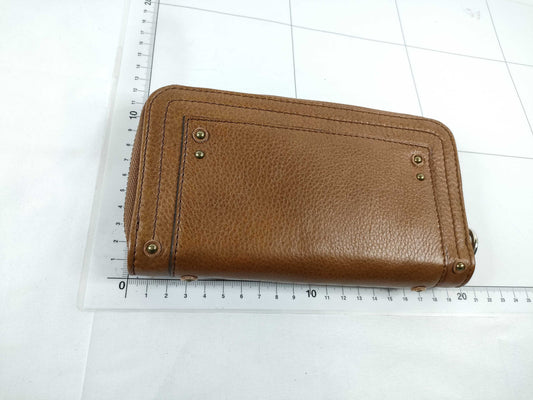 Chloe round zipper wallet