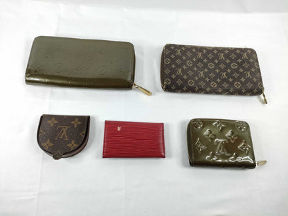 LOUIS VUITTON Vernis Louis Vuitton 5-piece accessory set wallet