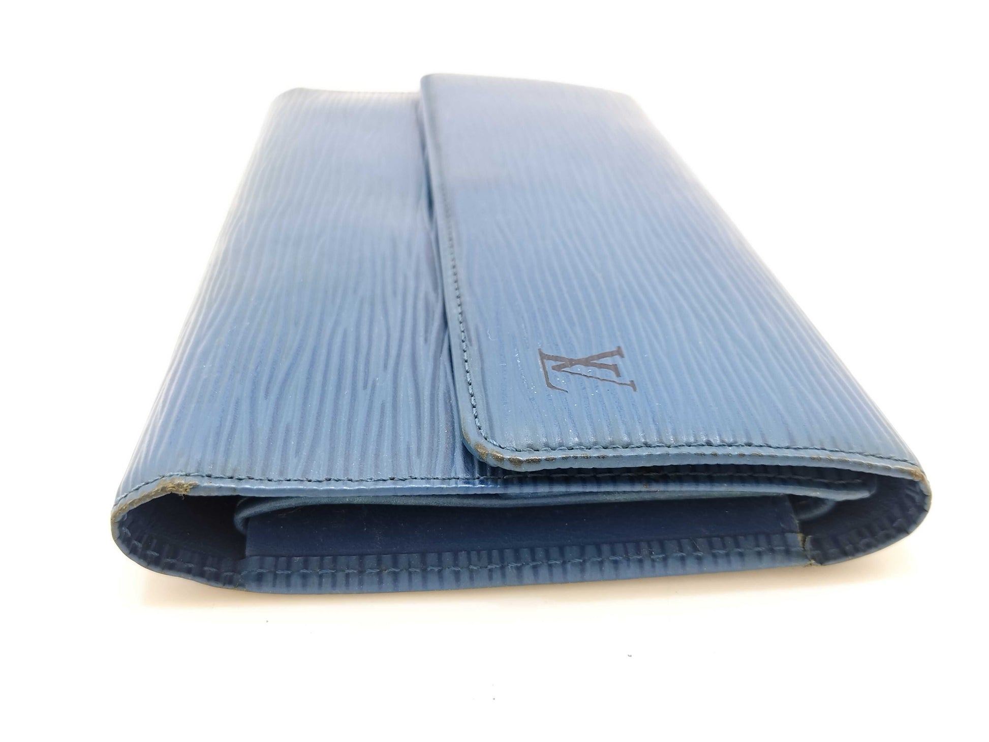 LOUIS VUITTON Epi International Wallet