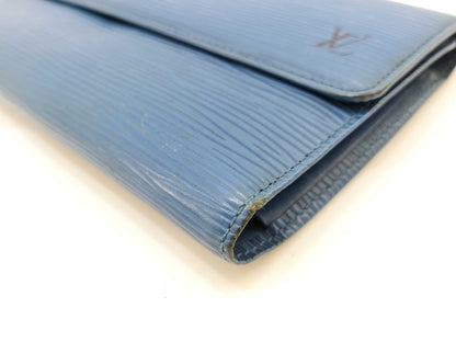 LOUIS VUITTON Epi International Wallet