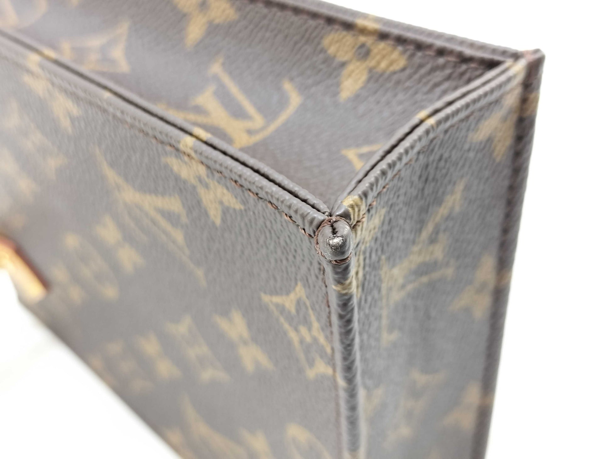 LOUIS VUITTON Monogram Petite Sac Plat M81295 Handbag