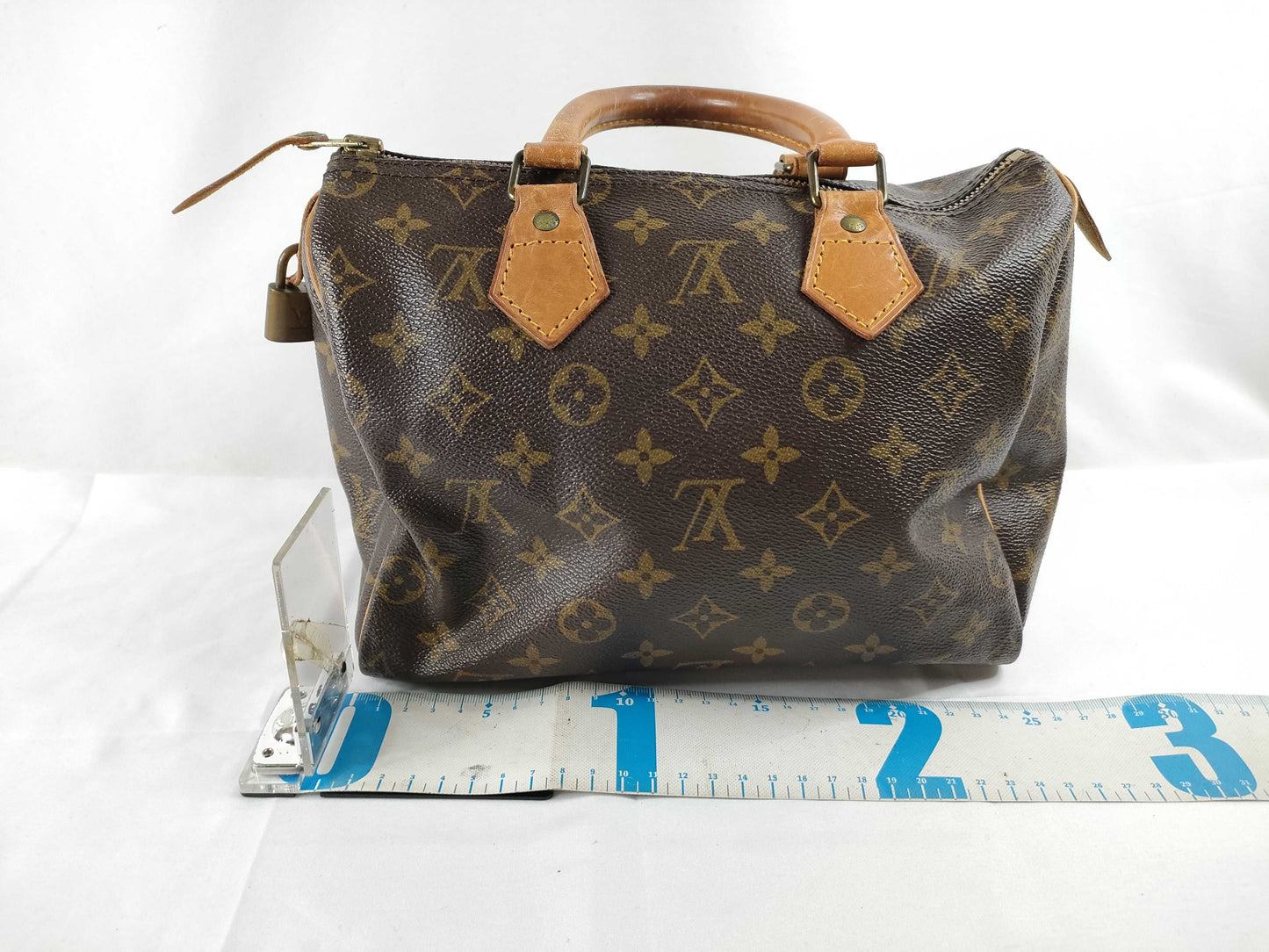 LOUIS VUITTON Monogram Speedy 25 M41109/MI8907 Handbag
