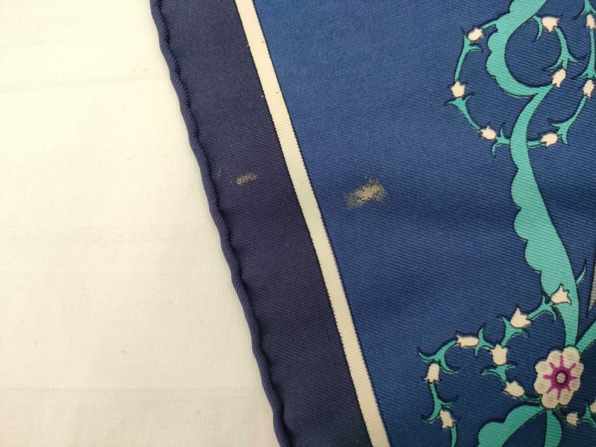 HERMES Carre Hermes Scarf Carre Persian Poem No Tag Other Accessories