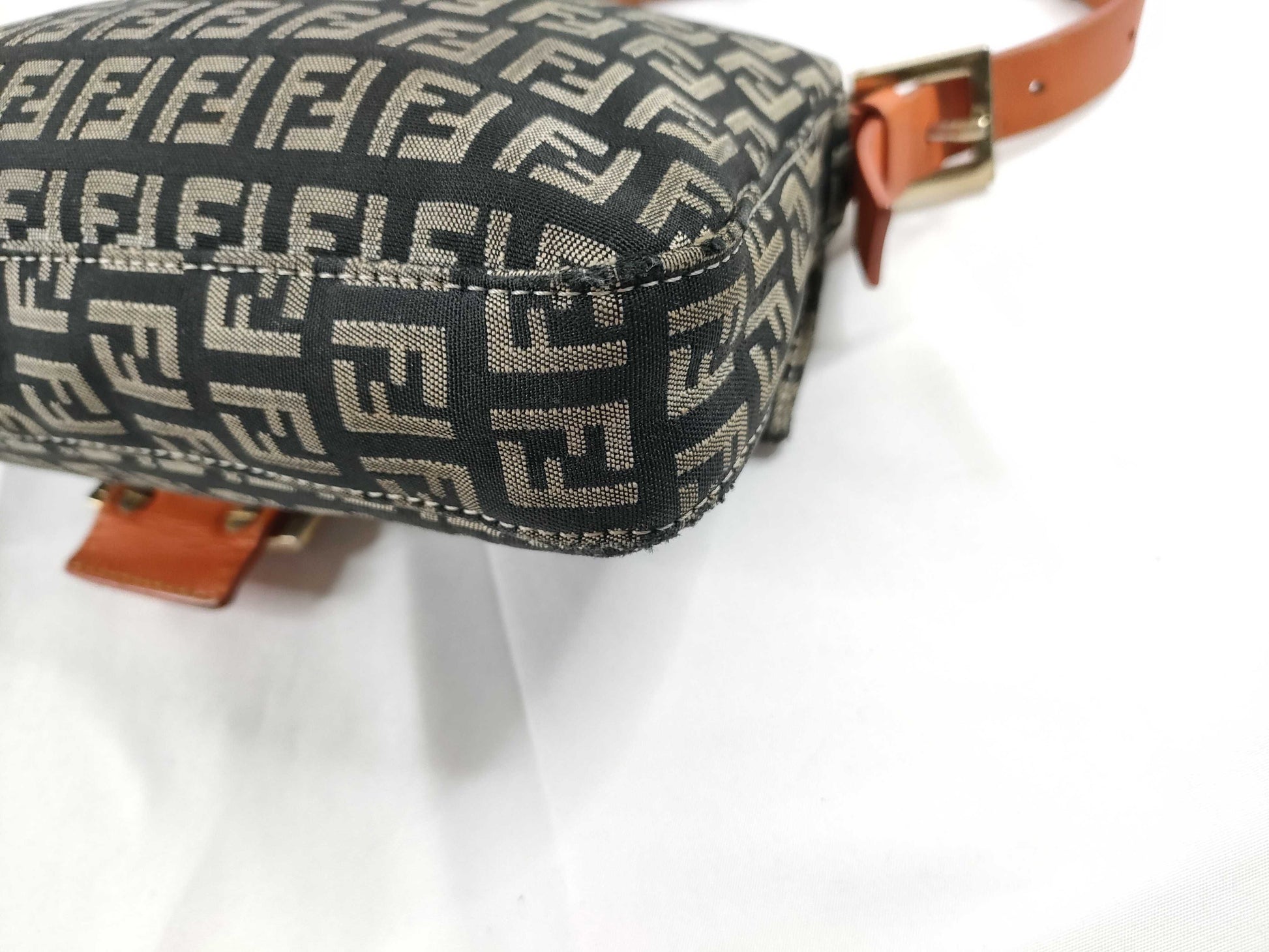 FENDI Mamma Bucket Handbag