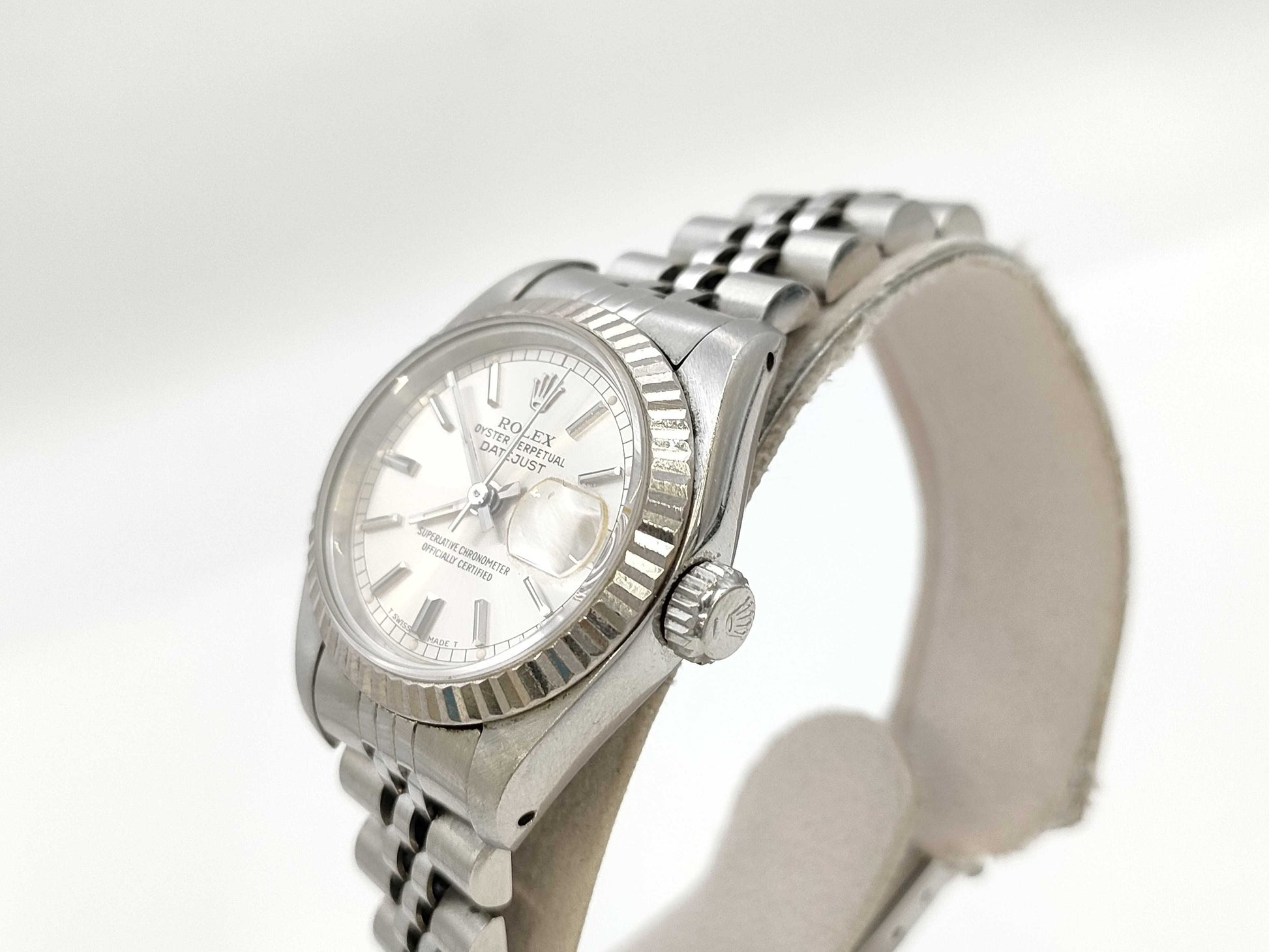 ROLEX 69174 L301903 Women's Watch