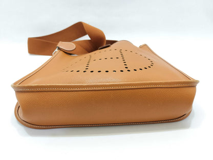 HERMES Evelyn Hermes Evelyn PM I engraved shoulder bag