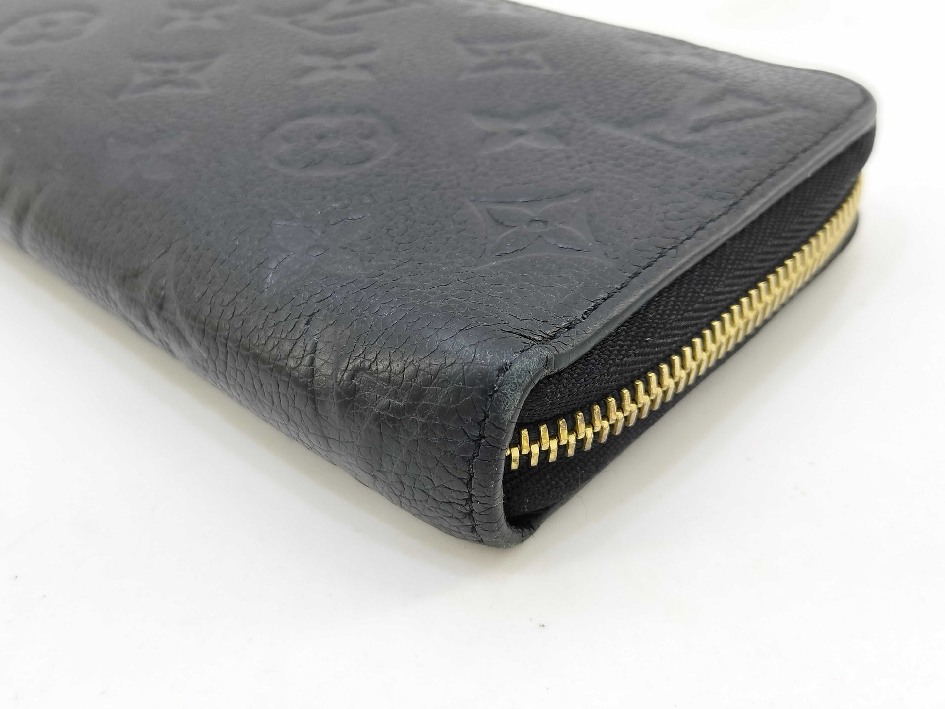 LOUIS VUITTON Monogram Empreinte Zippy Wallet