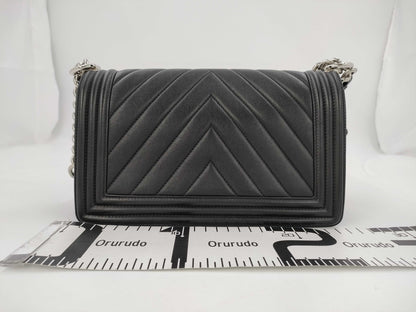 CHANEL Boy Chanel 25 Chevron Lambskin Shoulder Bag with Silver Hardware A67086