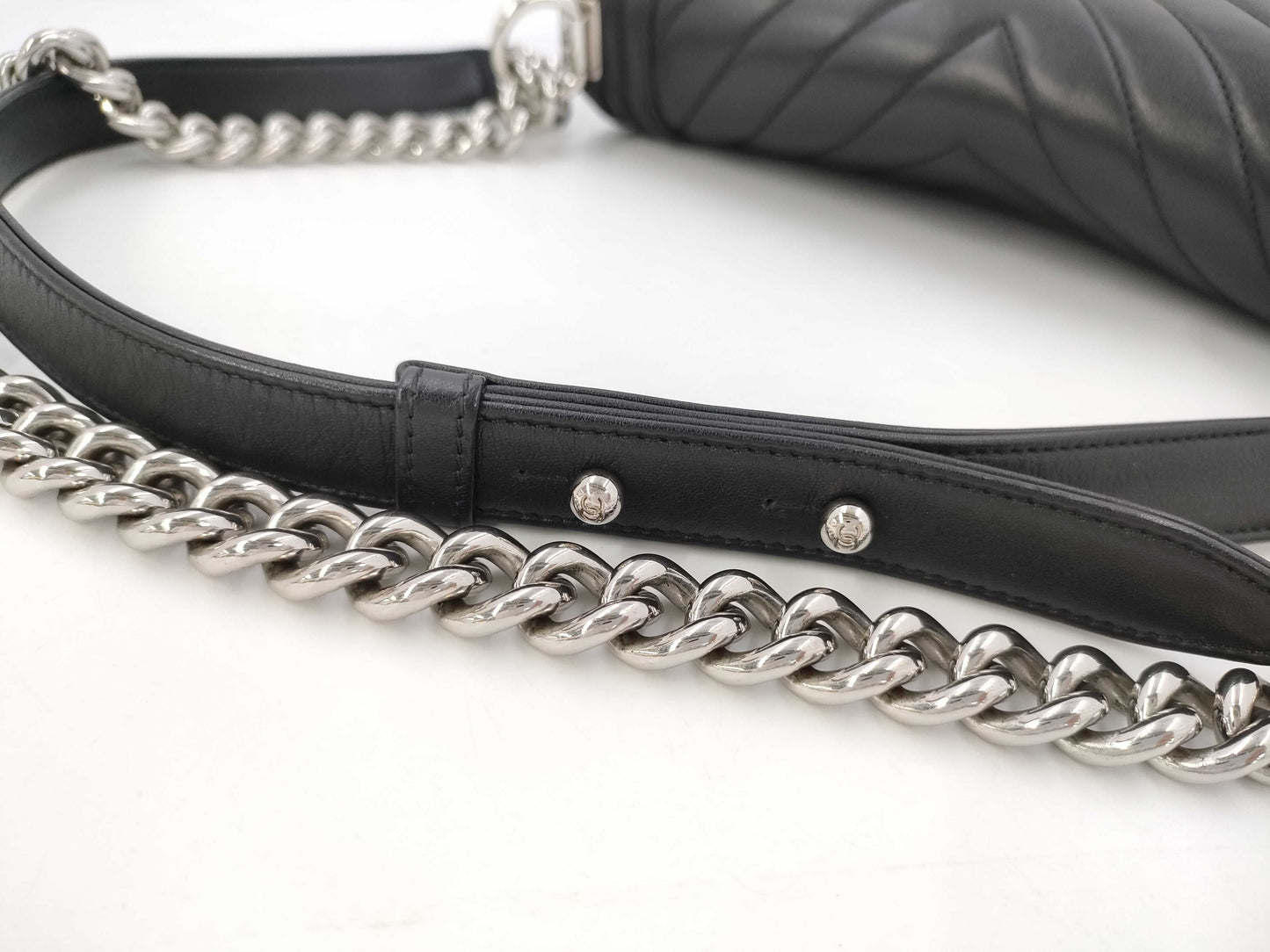 CHANEL Boy Chanel 25 Chevron Lambskin Shoulder Bag with Silver Hardware A67086