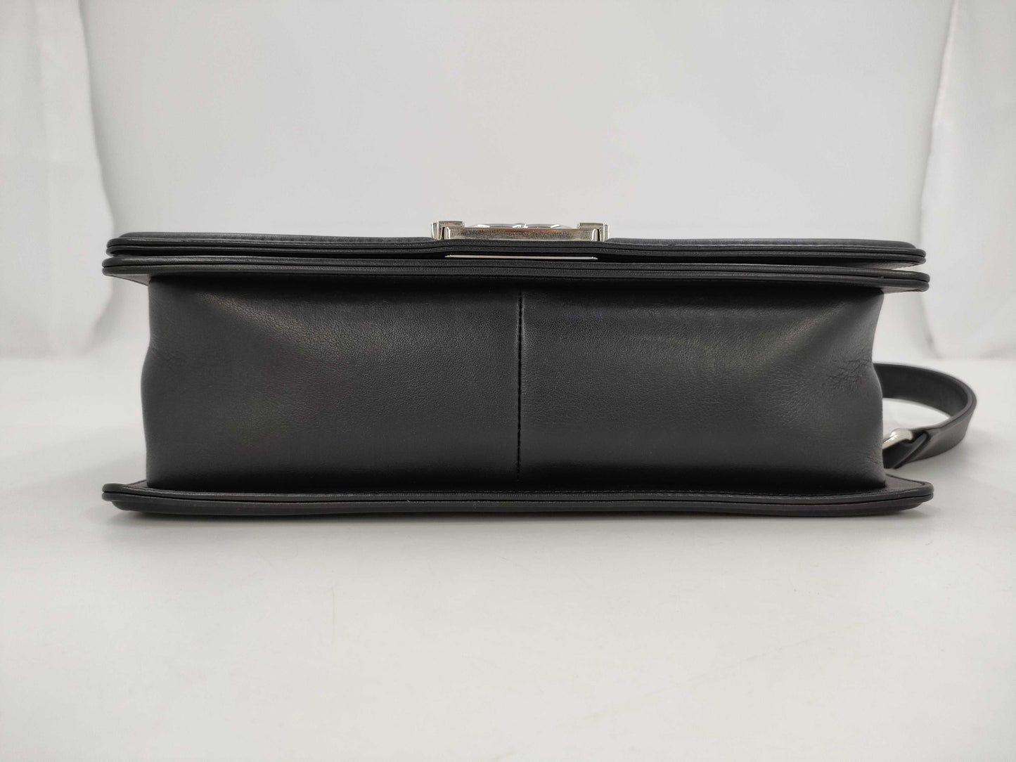 CHANEL Boy Chanel 25 Chevron Lambskin Shoulder Bag with Silver Hardware A67086