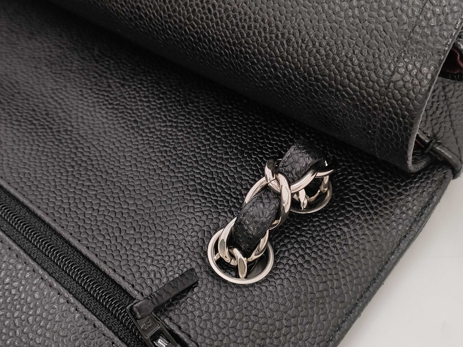 CHANEL CHANEL Matelasse 30 Classic Caviar Leather Shoulder Bag with Silver Hardware A58600