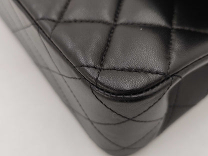 CHANEL CHANEL Matelasse 25 Classic Lambskin Shoulder Bag with Gold Hardware A01112