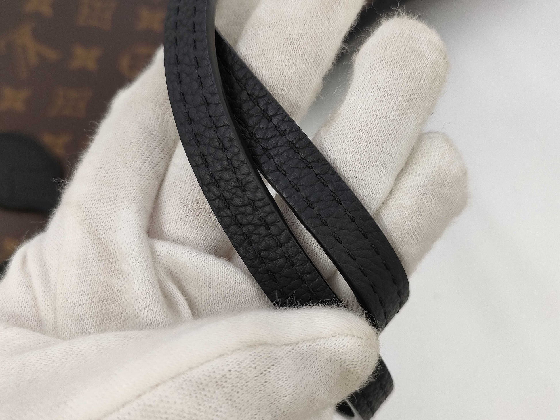 LOUIS VUITTON Monogram Reversible Neverfull Inside-Out MM Tote Bag M11946