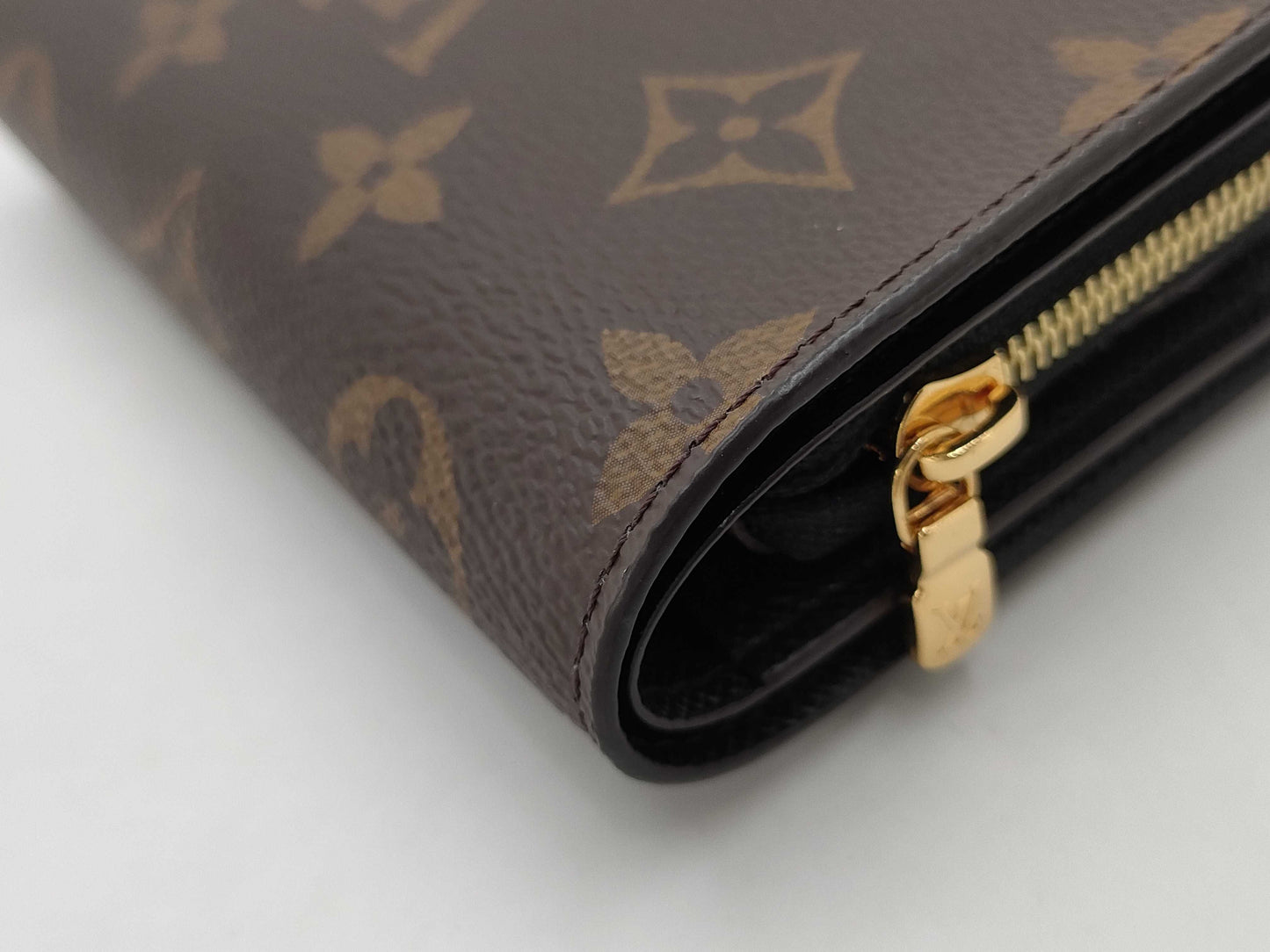 LOUIS VUITTON Monogram Canvas Giant Reverse Canvas Portefeuille Juliette M69432 Wallet