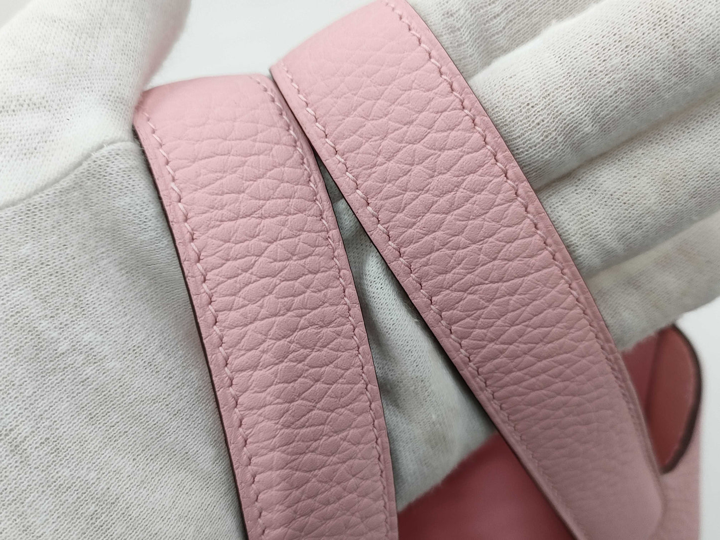 HERMES Picotin Lock 18 Rose Sakura x Taurillon Clemence x Silver Hardware K Stamp Shoulder Bag