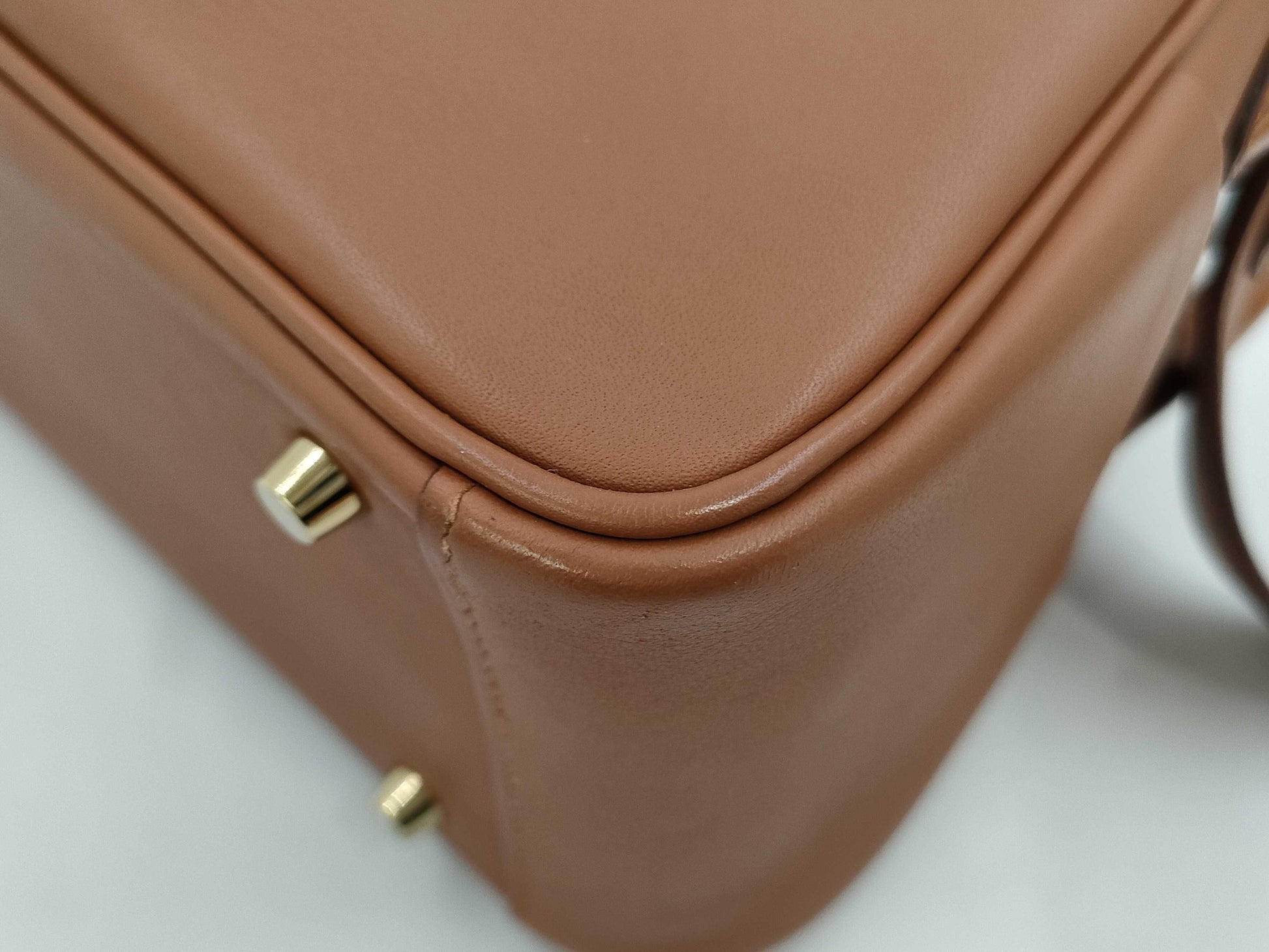 HERMES Lindy Mini Touch Swift Leather Shoulder Bag in Alligator Leather with Gold GD Hardware and B Stamp