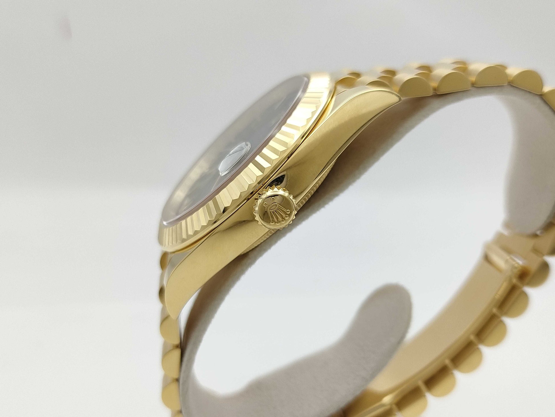 ROLEX 228238 C18Z2947 Green Ombre Men's Watch