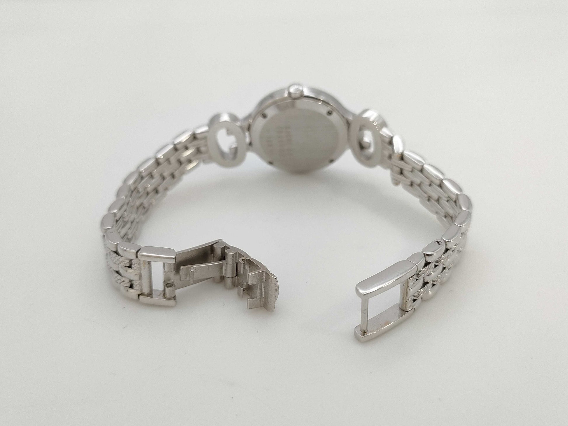 WALTHAM 93591.52 T020062 Quartz K18 Shell Dial Women's Watch