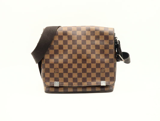 LOUIS VUITTON Damier District PM N41031 CA1178 Shoulder Bag