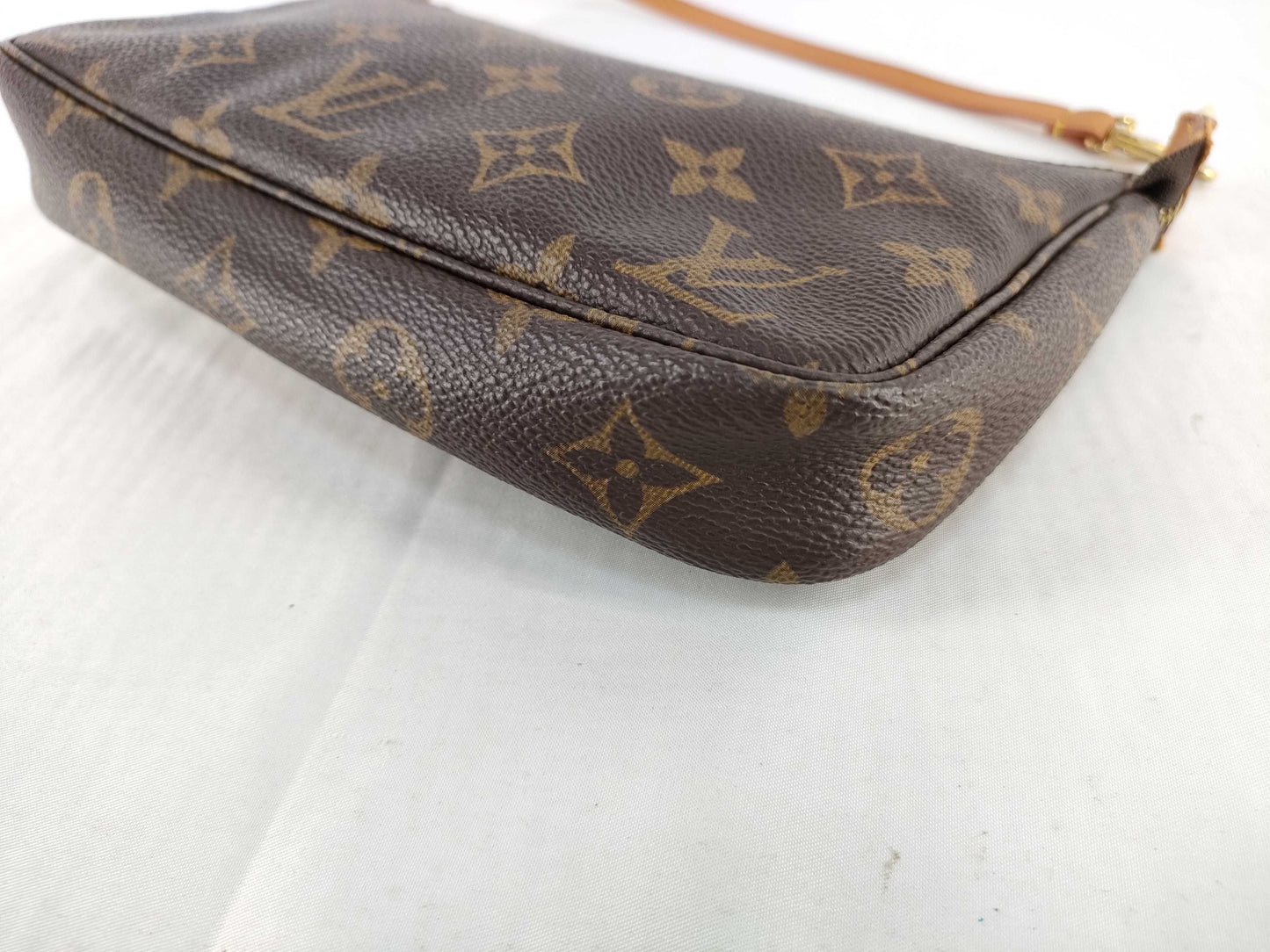 LOUIS VUITTON Monogram Pochette Accessoires M51980 AR0010 Pouch