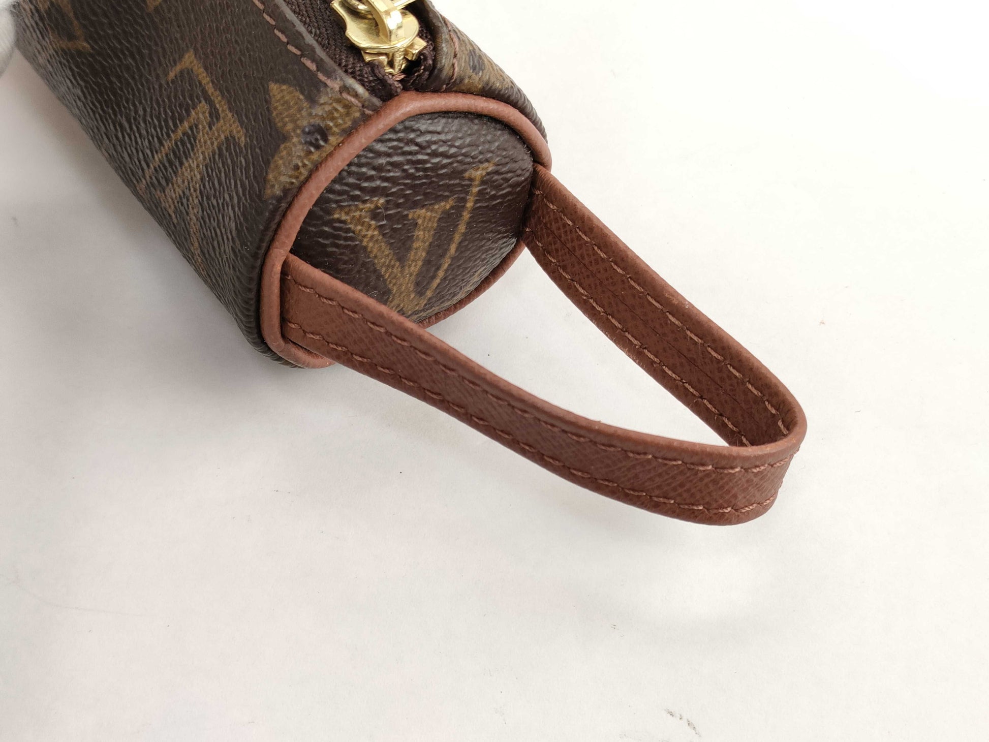 LOUIS VUITTON Monogram Louis Vuitton Etui Trois Pouch 50 Pouch