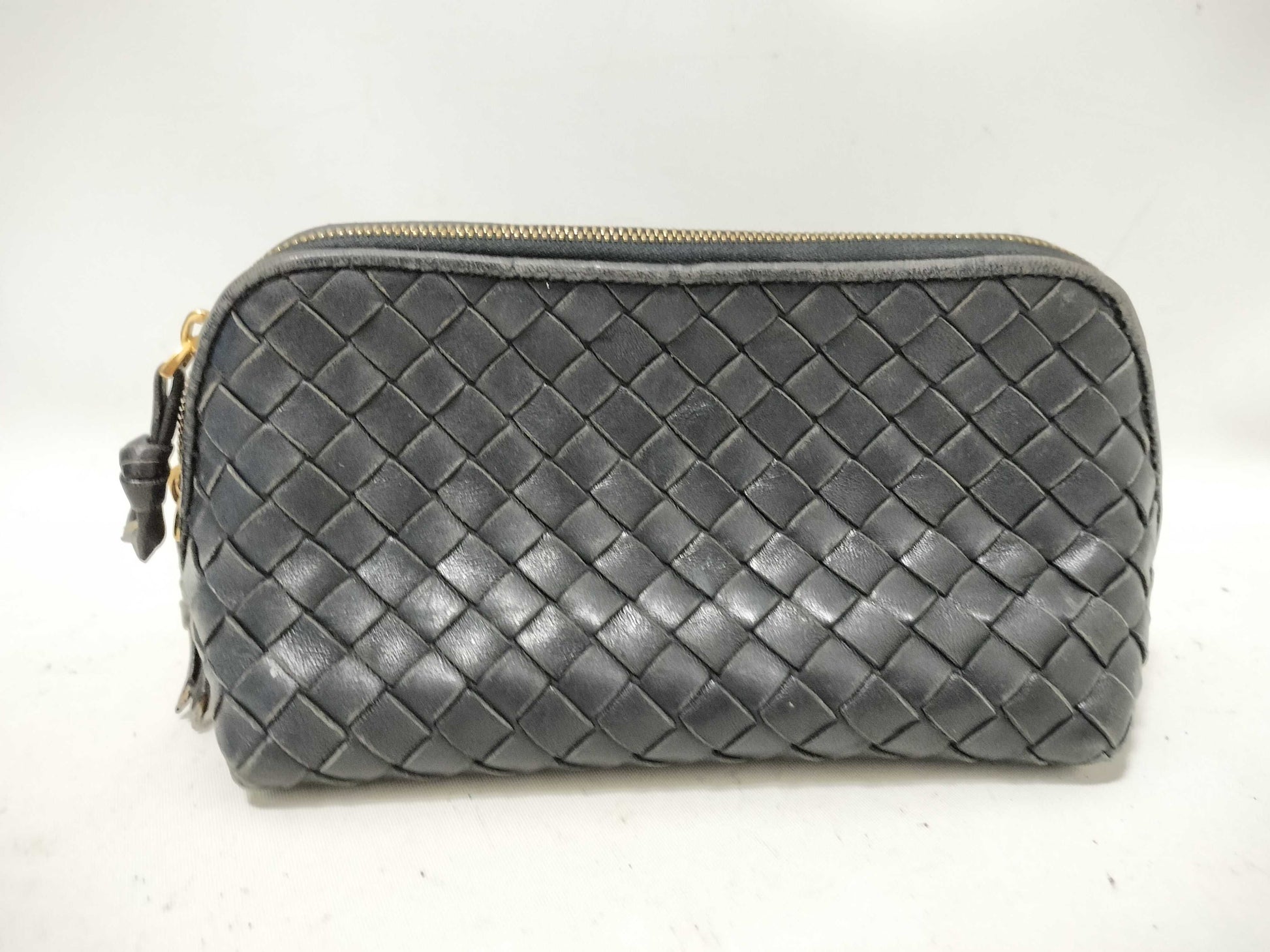 BOTTEGA VENETA Intrecciato Bodega Veneta Intrecciato Pouch