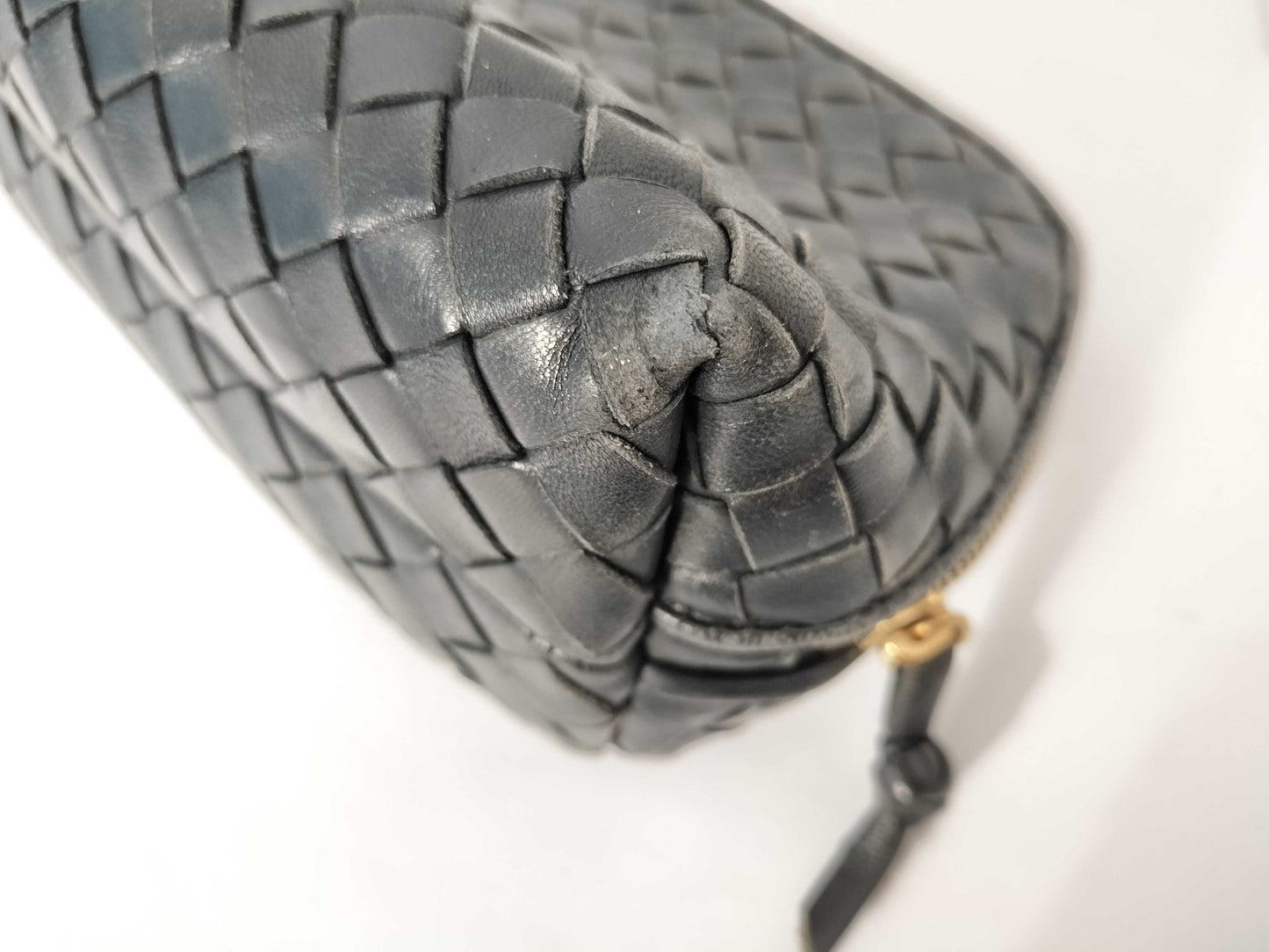 BOTTEGA VENETA Intrecciato Bodega Veneta Intrecciato Pouch