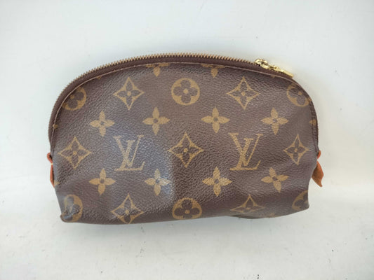 LOUIS VUITTON Monogram Louis Vuitton Monogram Pochette Cosmetic Pouch