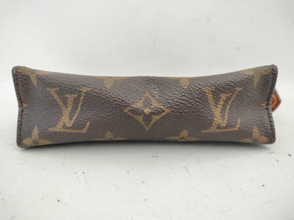 LOUIS VUITTON Monogram Louis Vuitton Monogram Pochette Toilette Pouch