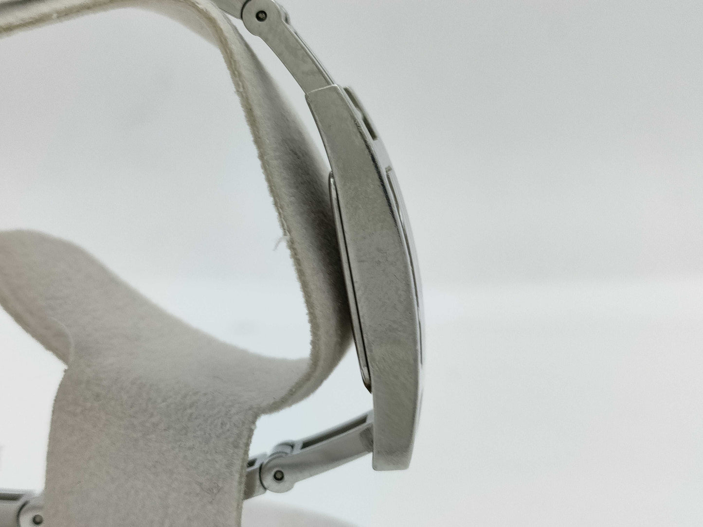 GUCCI 3900L 0037745 Grey Dial Quartz Women's Watch