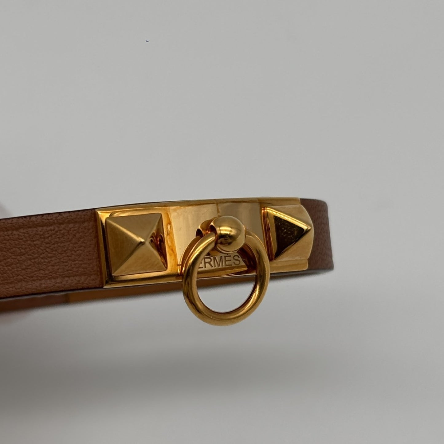 HERMES Reval Gold B-Engraved Bracelet Bangle