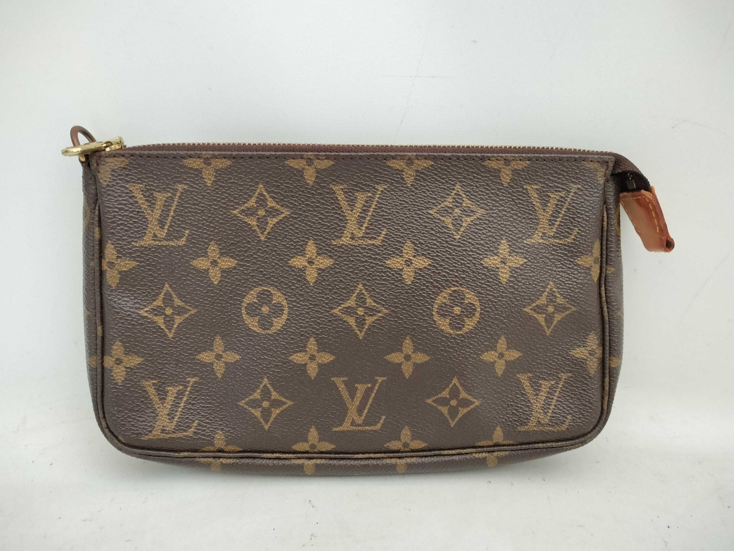 LOUIS VUITTON Monogram Accessory Pouch