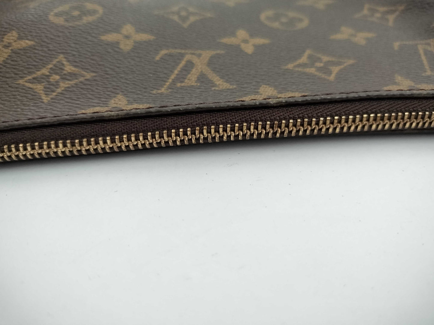 LOUIS VUITTON Monogram Accessory Pouch