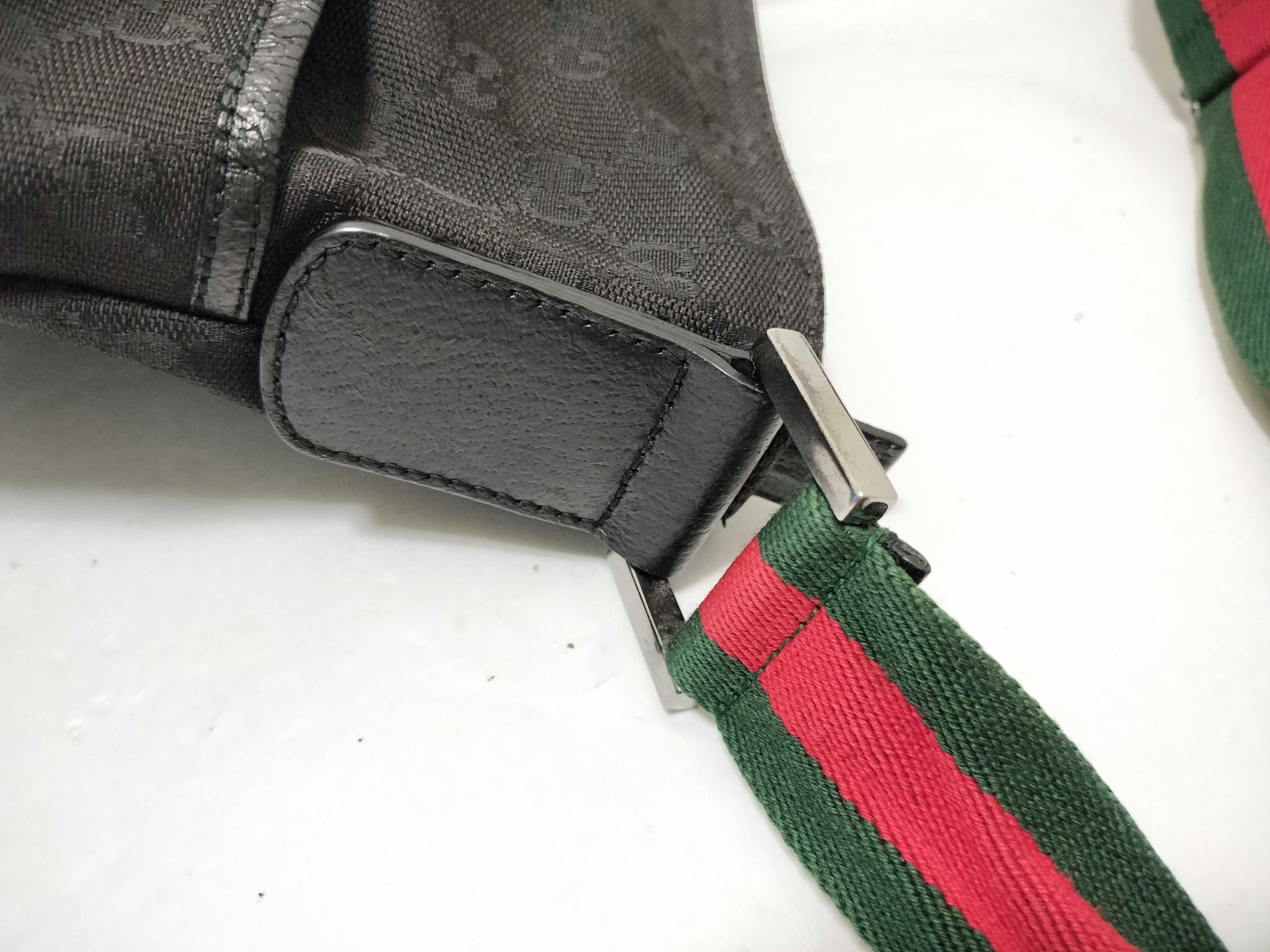 GUCCI Webbing GUCCI Shoulder Bag Black Canvas Sherry Line Shoulder Bag