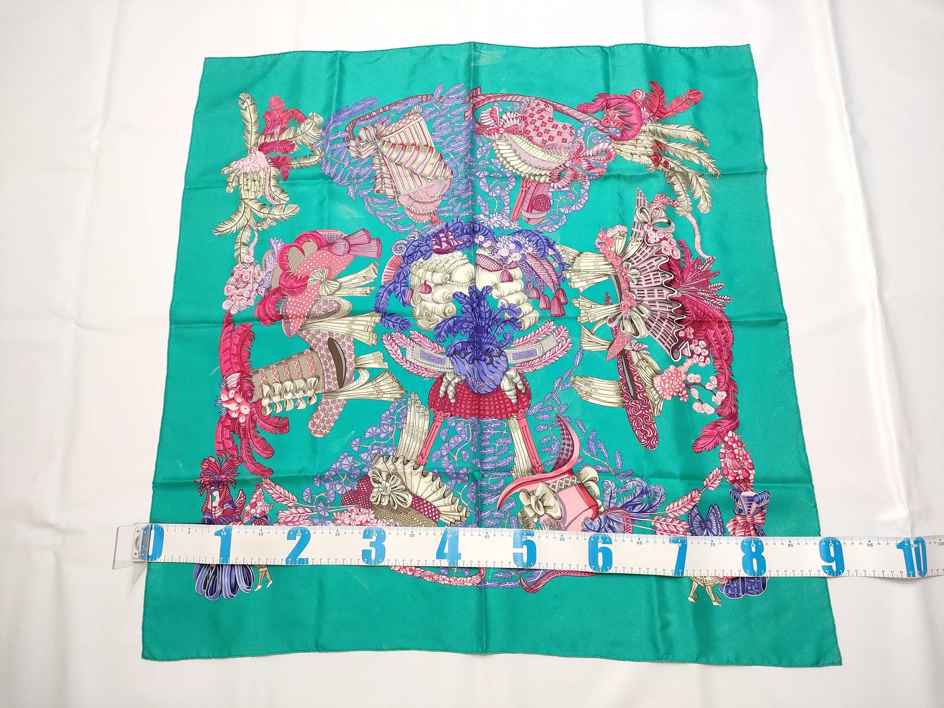 HERMES Carre HERMES Hermes Carre 90 Scarf Scarf