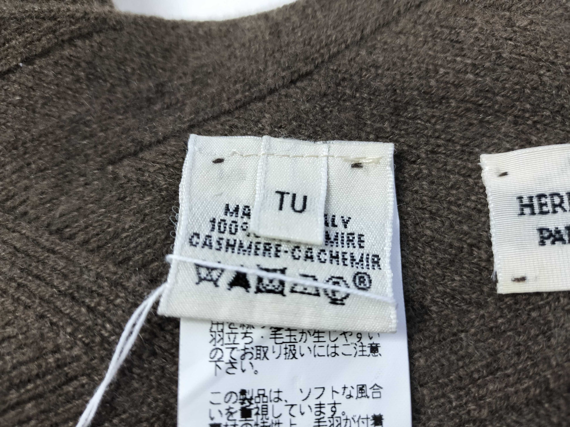 HERMES HERMES 100% Cashmere Scarf