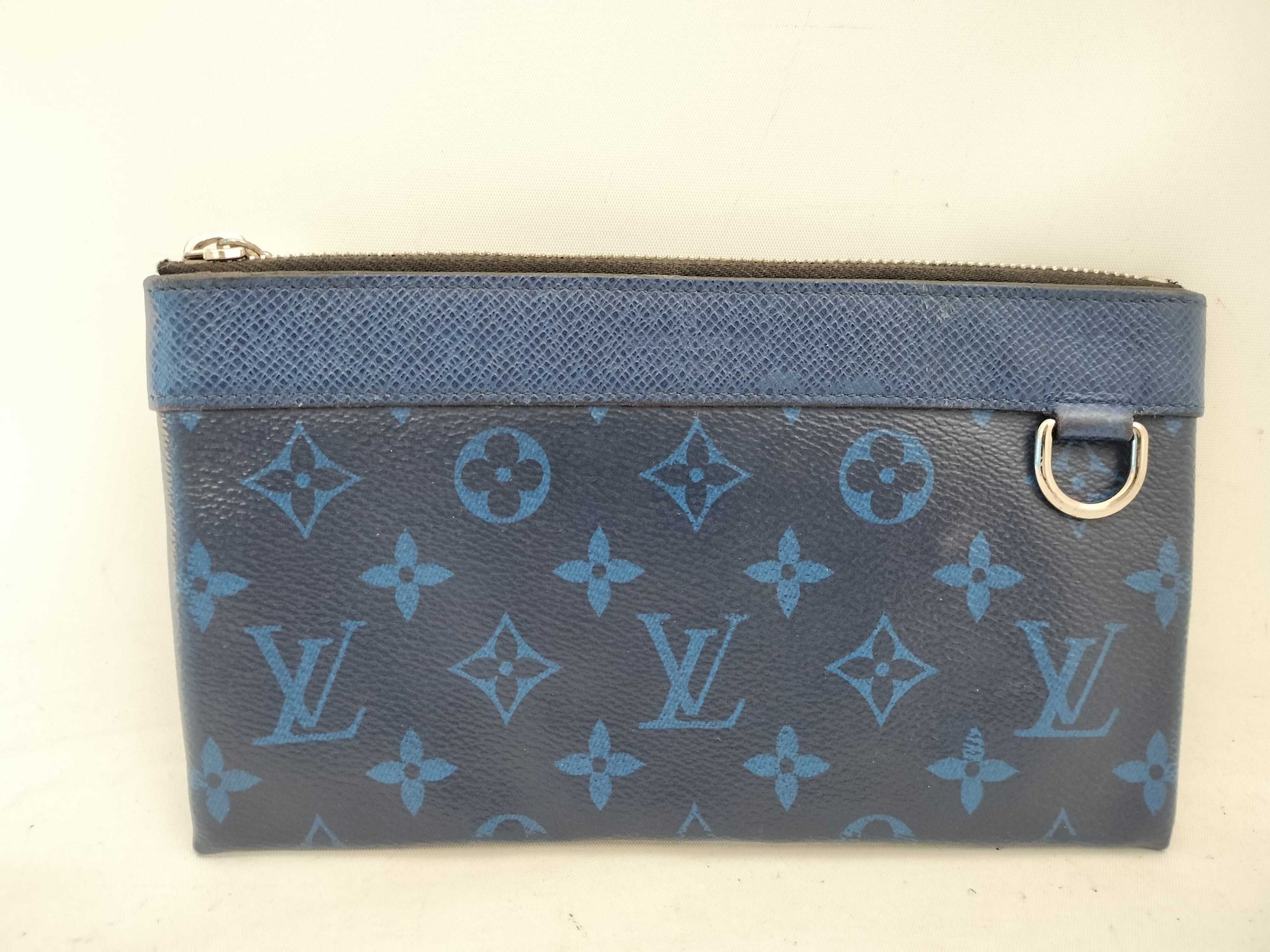 LOUIS VUITTON Pouch Pouch