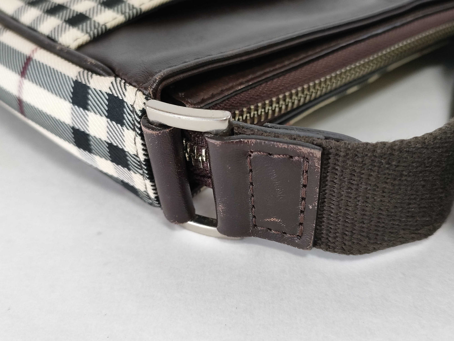 BURBERRY Nova Check Shoulder Bag Brown Shoulder Bag