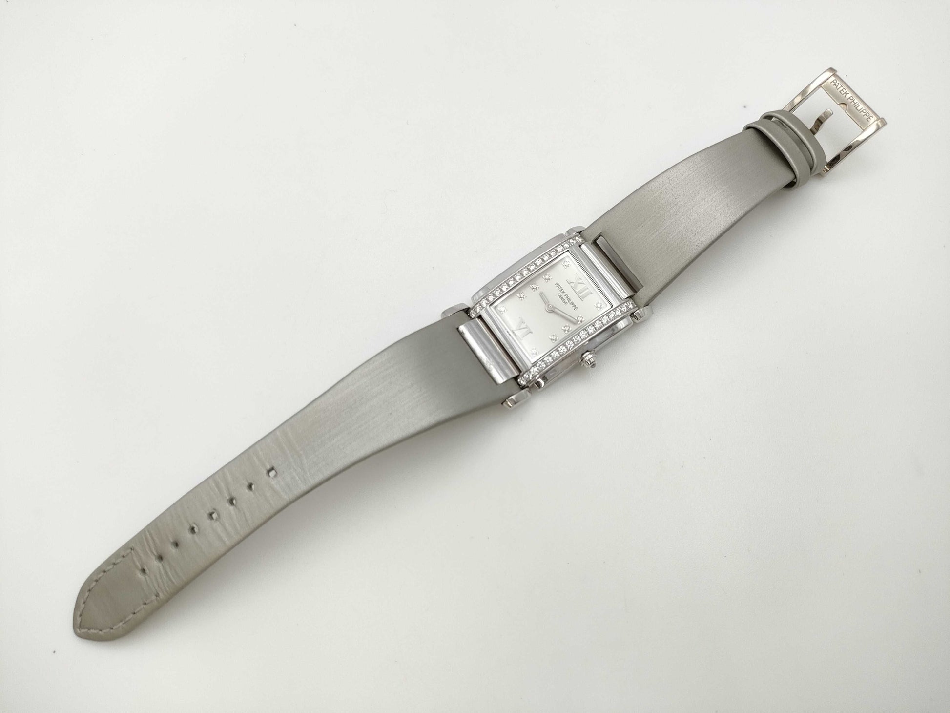 PATEK PHILIPPE 4920G-010 5619991/4552904 K18 Women's Watch