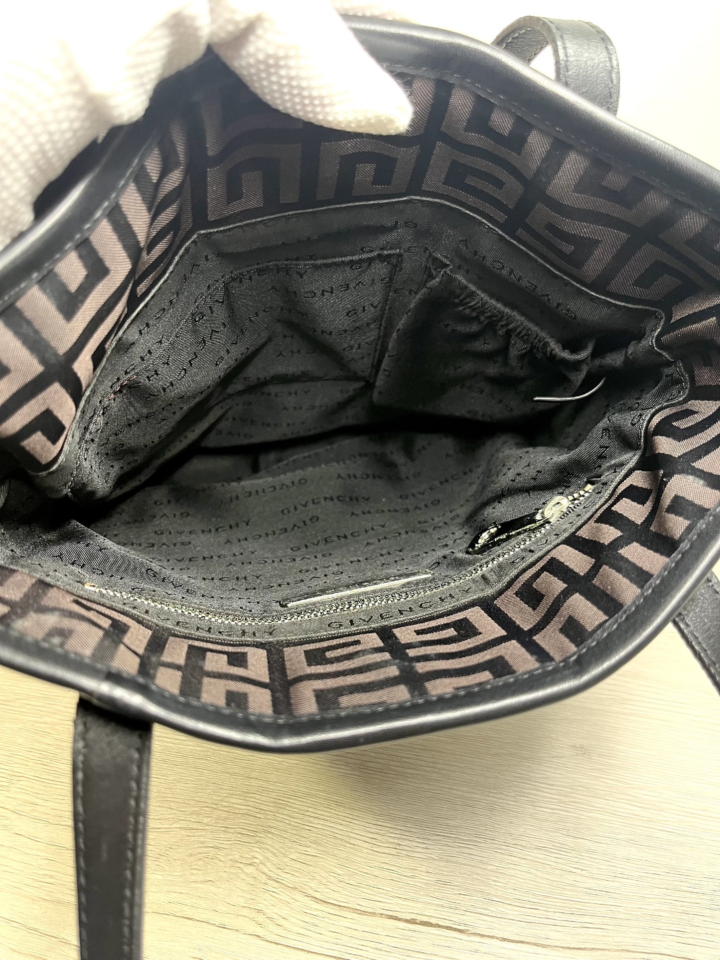 GIVENCHY GIVENCHY Givenchy Bag Logo Tote Bag