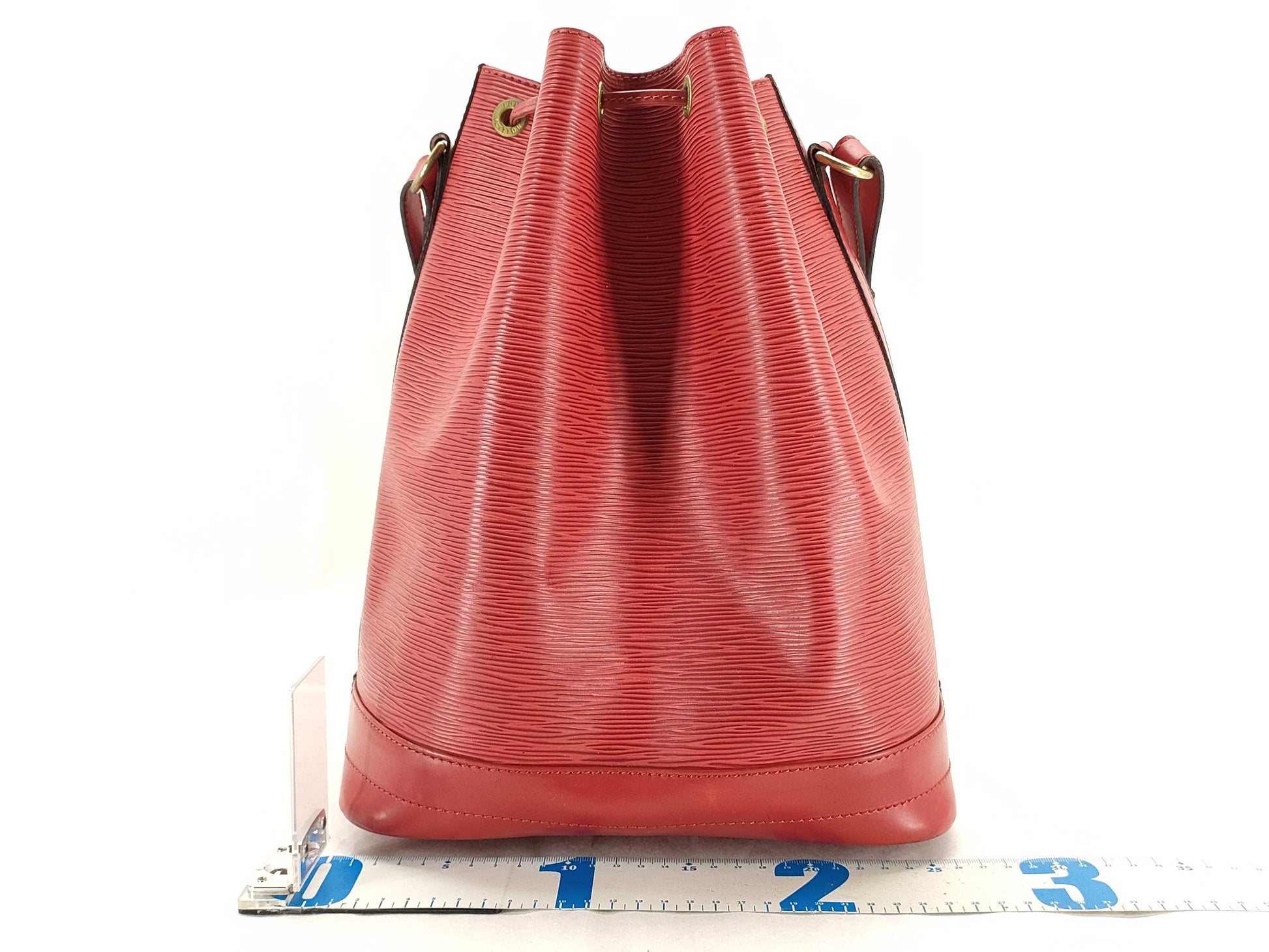 LOUIS VUITTON Epi Epinoe Shoulder Bag