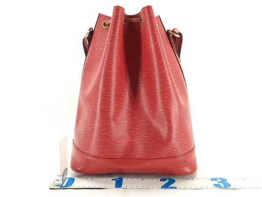 LOUIS VUITTON Epi Epinoe Shoulder Bag