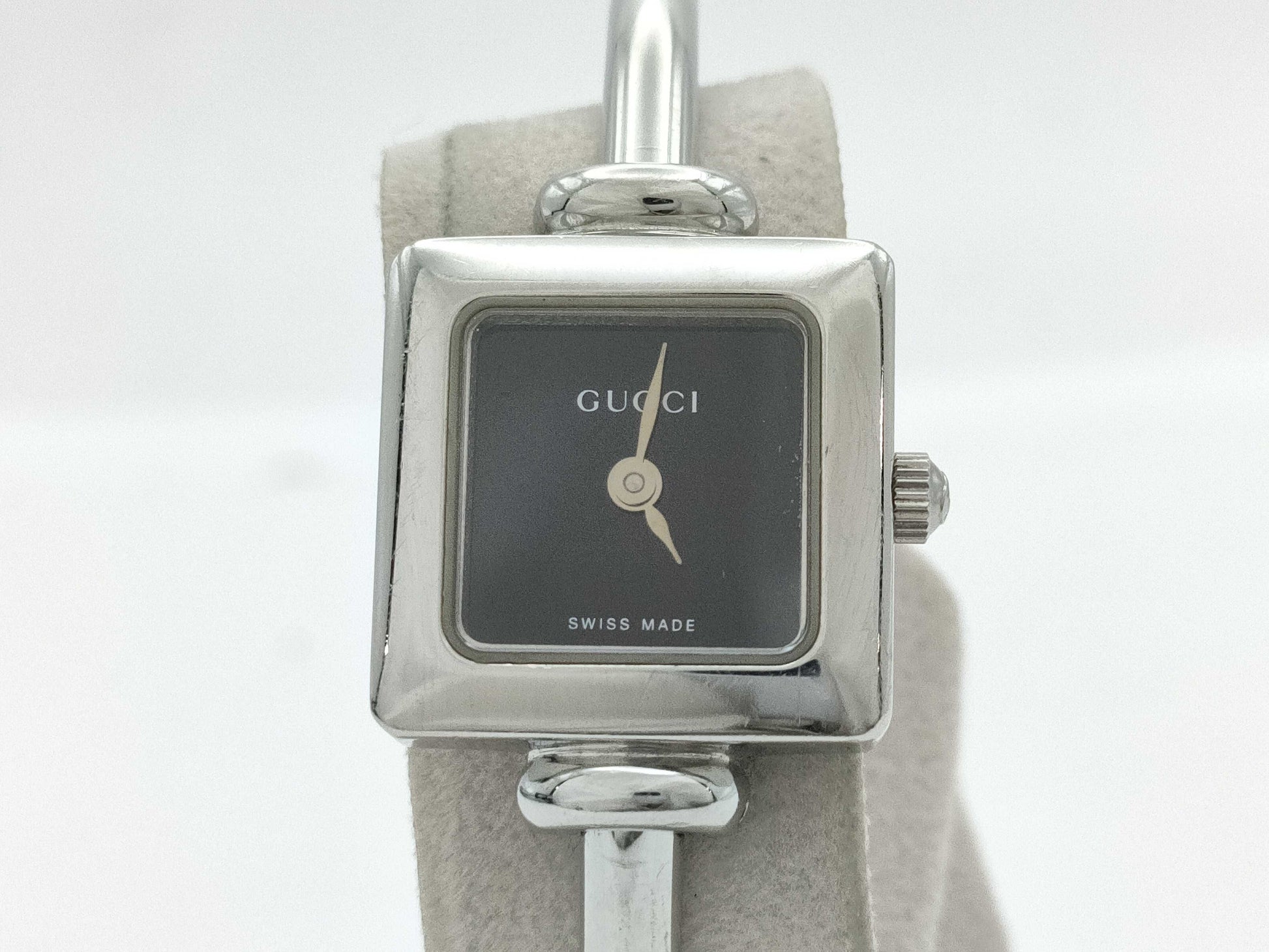 GUCCI 1900L 0174624 Black Dial Quartz Women's Watch