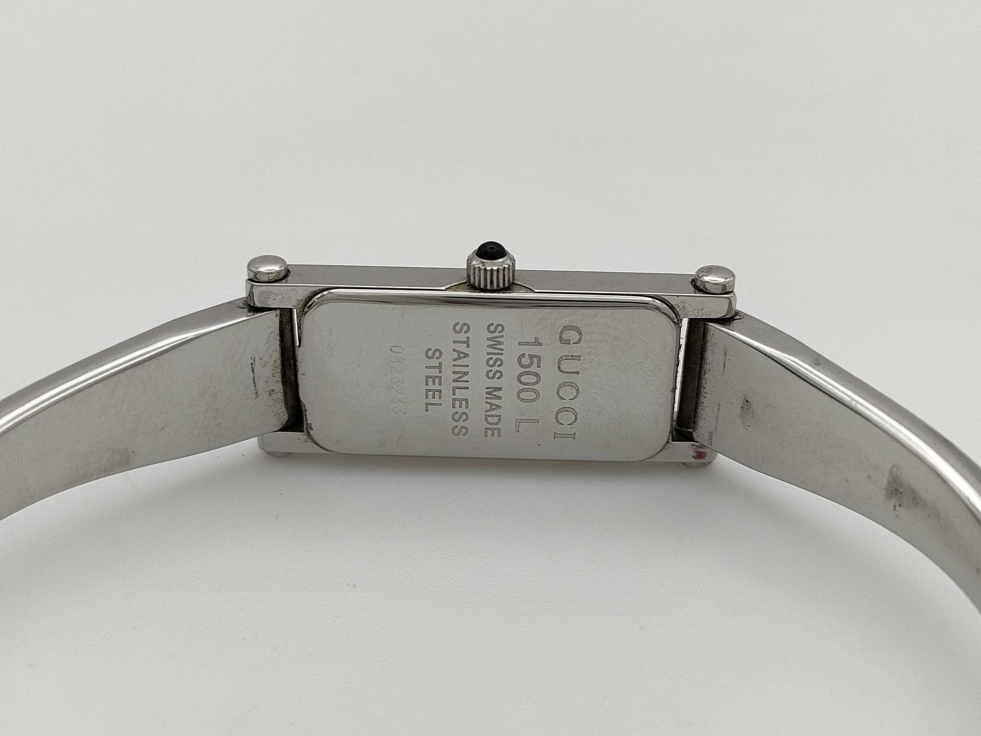 GUCCI 1500L 0823233 Shell Dial Quartz Women's Watch