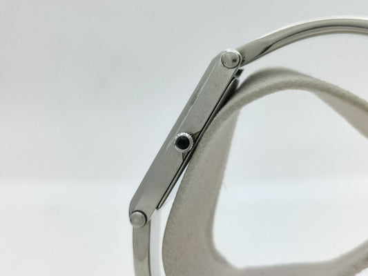 GUCCI 1500L 0521455 Quartz Women's Watch