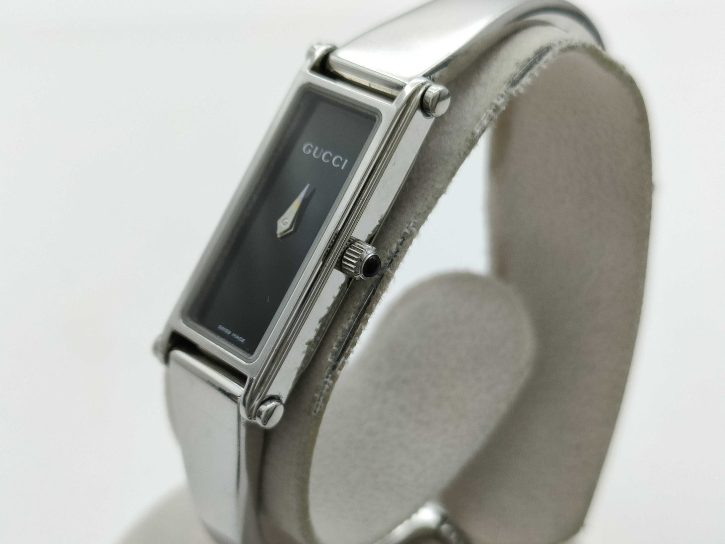 GUCCI 1500L 10212895 Black Dial Quartz Women's Watch