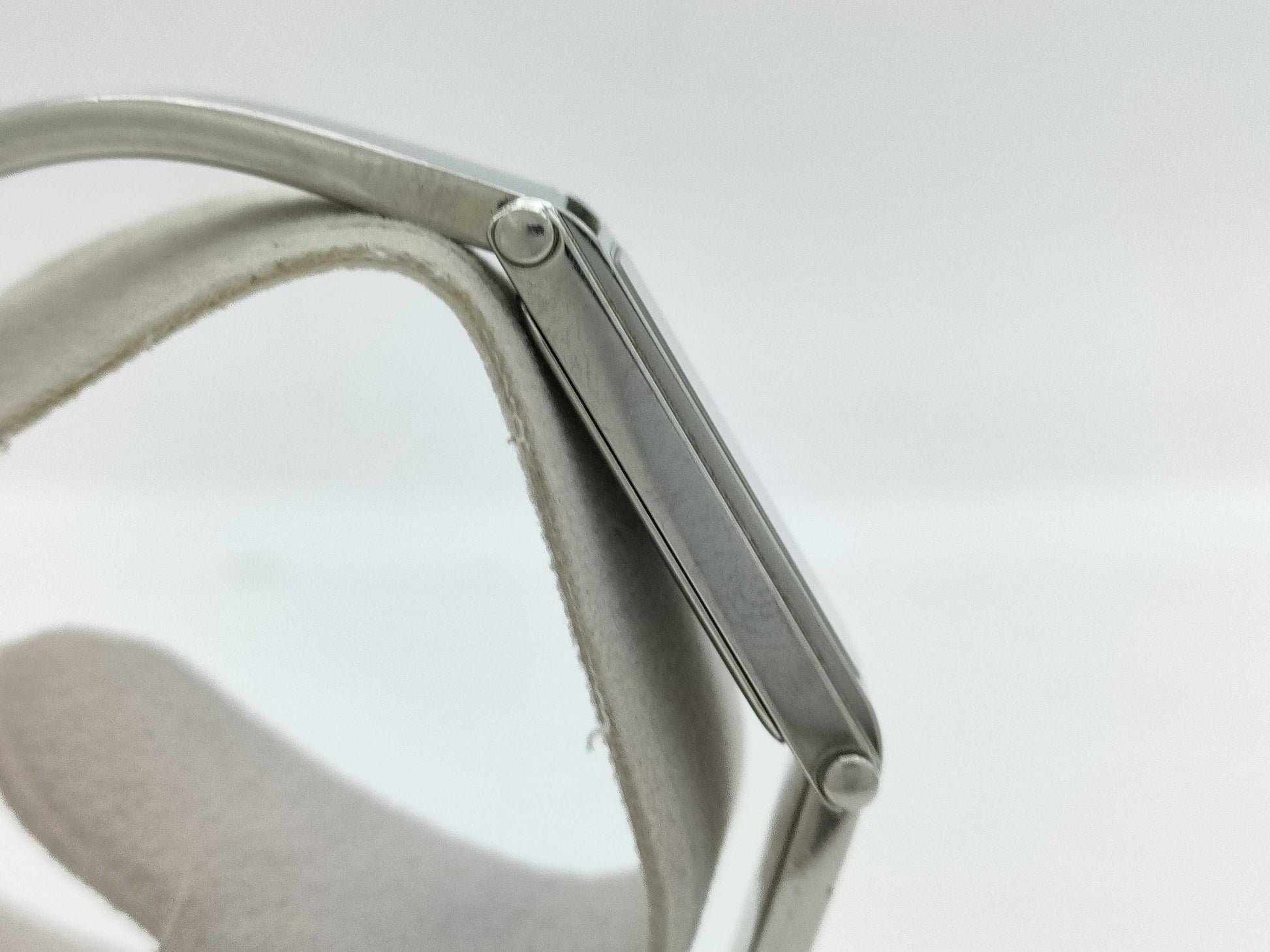 GUCCI 1500L 0832231 Quartz Women's Watch